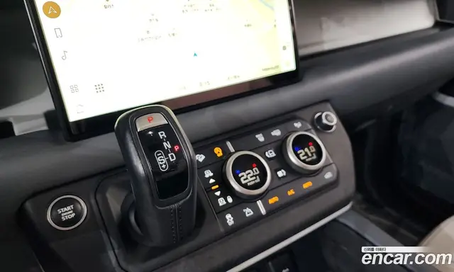 Land Rover Defender 2022 3.0 автомат (гидро), миниатюра 12
