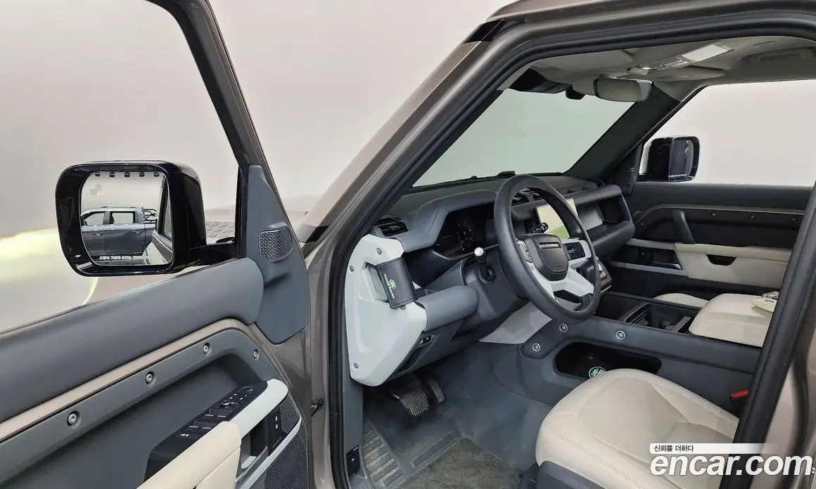 Land Rover Defender 2022 3.0 автомат (гидро), фото 13 Land Rover Defender 2022 3.0 автомат (гидро), фото 13