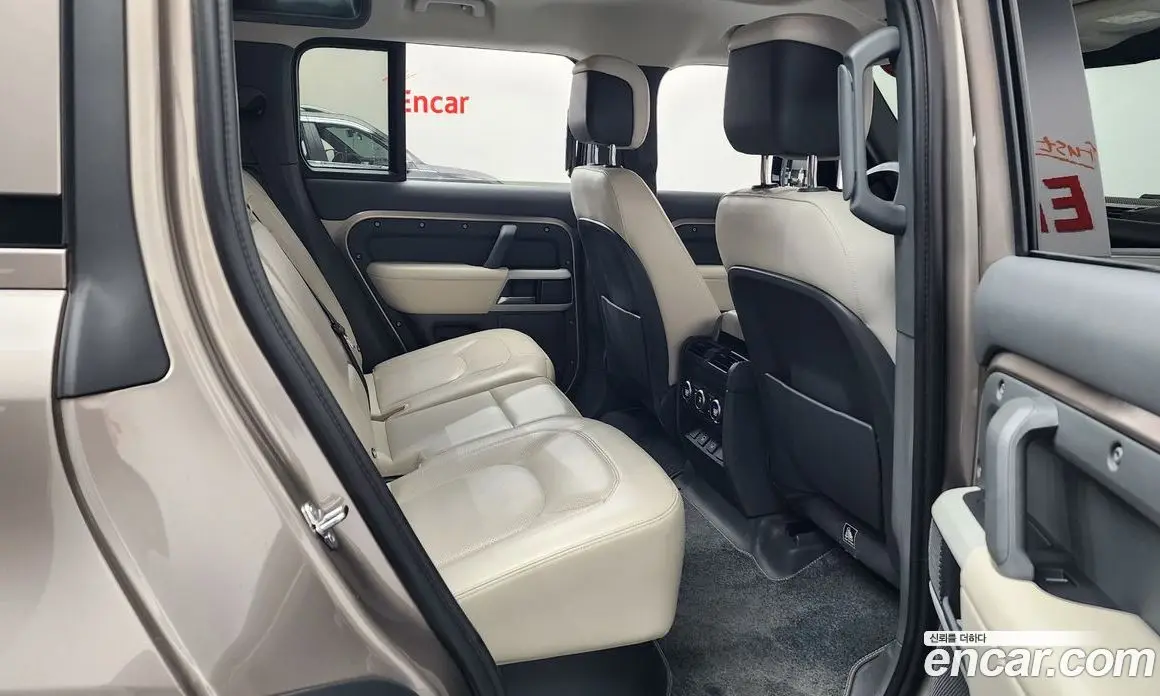 Land Rover Defender 2022 3.0 автомат (гидро), фото 17 Land Rover Defender 2022 3.0 автомат (гидро), фото 17