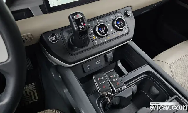 Land Rover Defender 2022 3.0 автомат (гидро), миниатюра 12