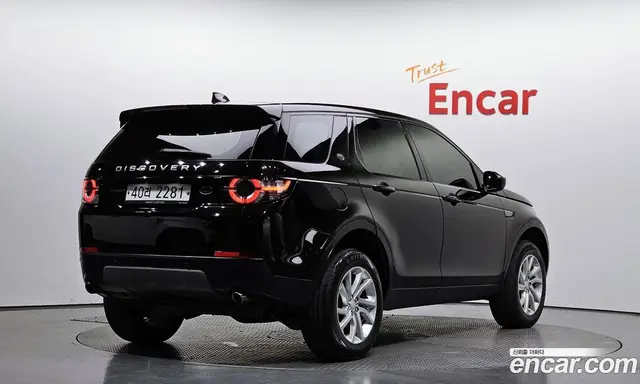 Land Rover Discovery Sport 2017 2.0 автомат (гидро), миниатюра 2