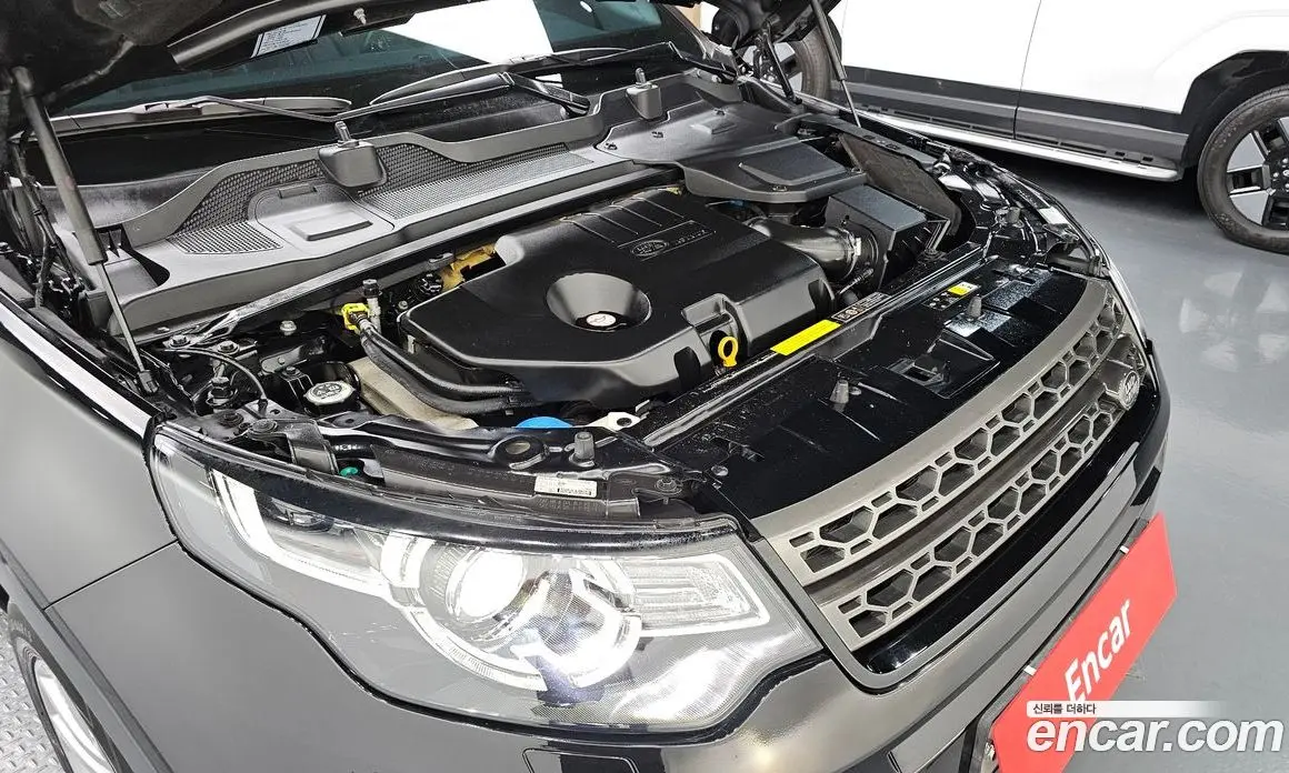 Land Rover Discovery Sport 2017 2.0 автомат (гидро), фото 6