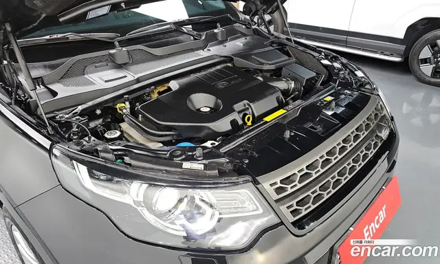 Land Rover Discovery Sport 2017 2.0 автомат (гидро), миниатюра 6