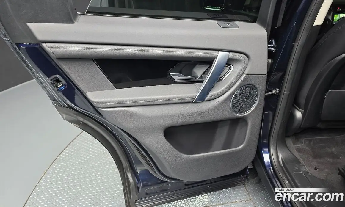 Land Rover Discovery Sport 2020 2.0 автомат (гидро), фото 15