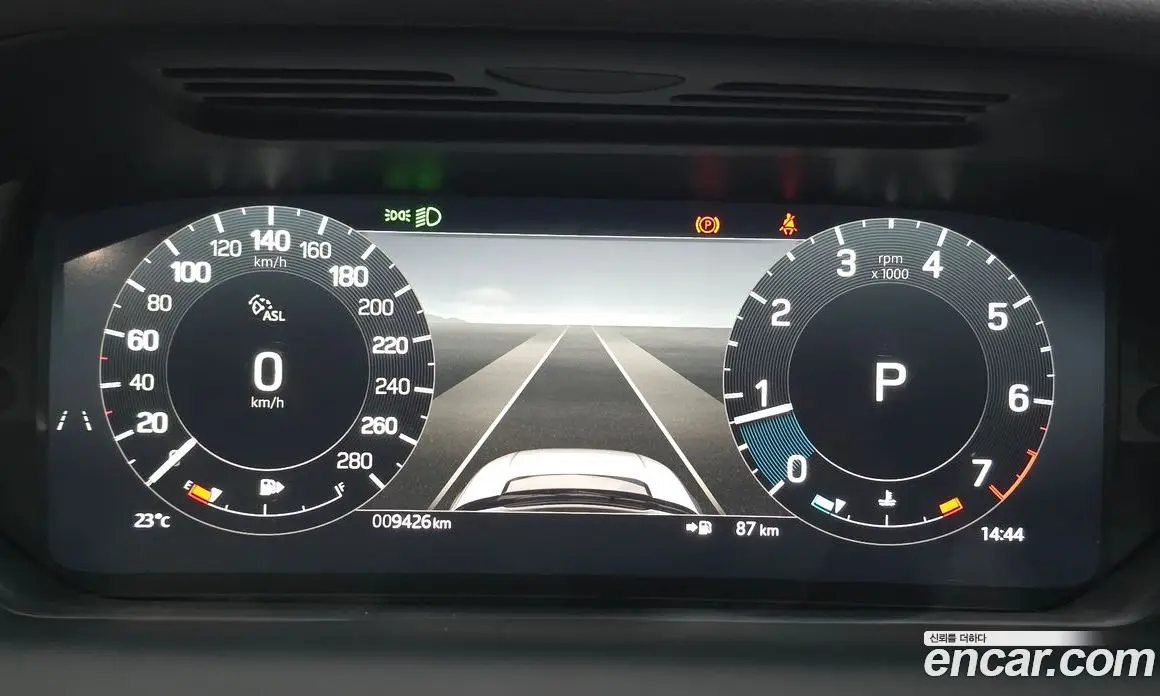 Land Rover Discovery Sport 2025 2.0 автомат (гидро), фото 11