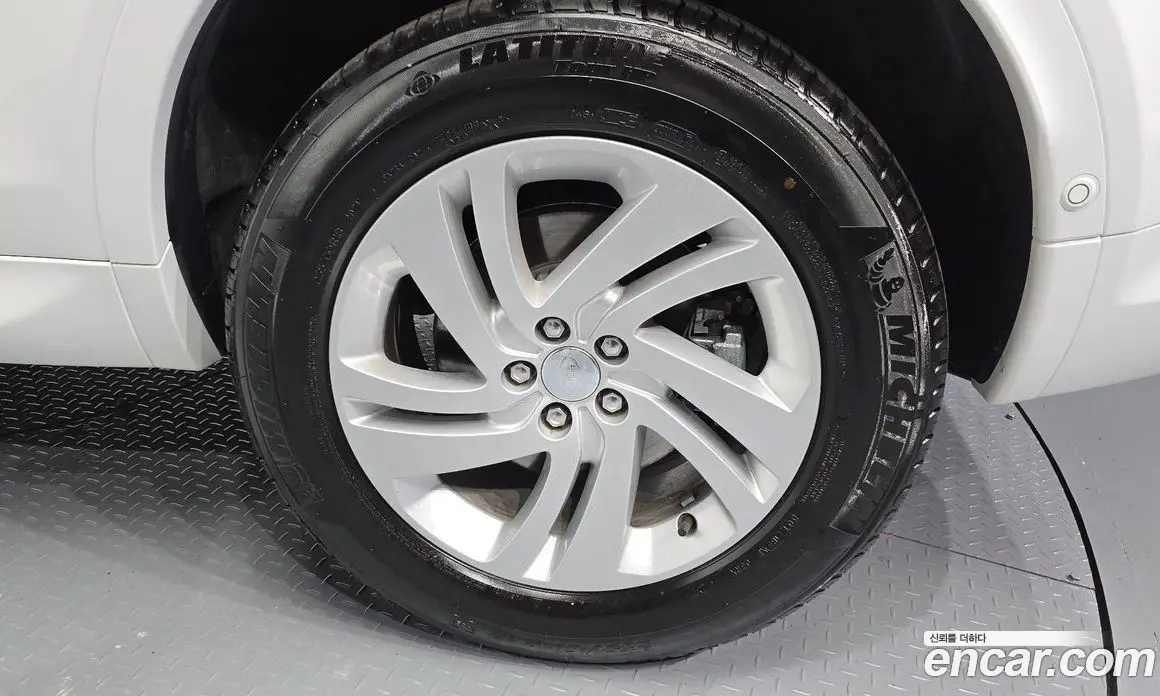 Land Rover Discovery Sport 2025 2.0 автомат (гидро), фото 7