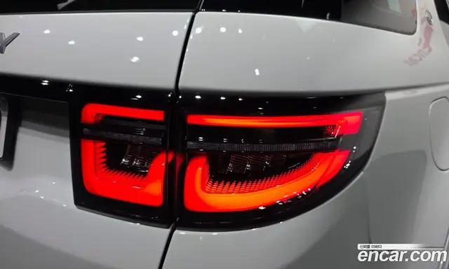 Land Rover Discovery Sport 2025 2.0 автомат (гидро), миниатюра 9