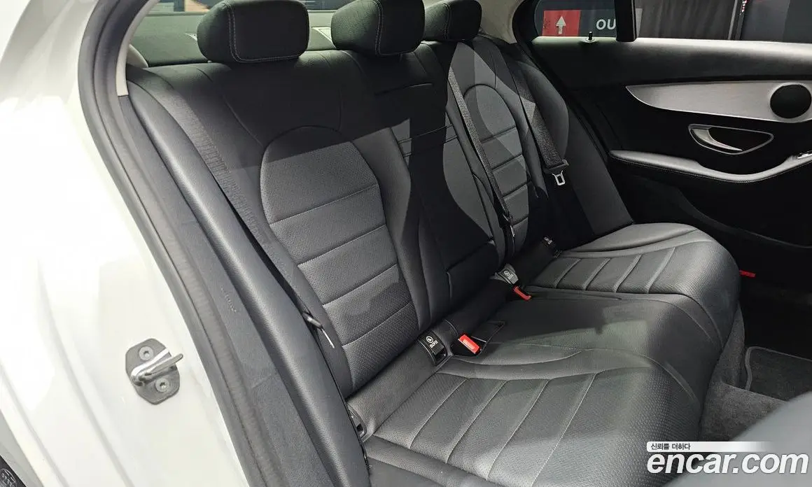Mercedes-Benz C-Class 2020 2.0 автомат (гидро), фото 18 Mercedes-Benz C-Class 2020 2.0 автомат (гидро), фото 18