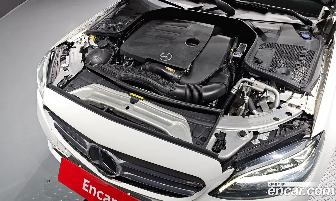 Mercedes-Benz C-Class 2020 2.0 автомат (гидро), фото 6 Mercedes-Benz C-Class 2020 2.0 автомат (гидро), фото 6