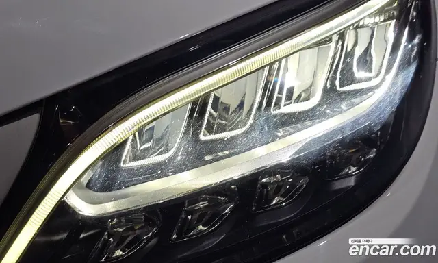 Mercedes-Benz C-Class 2020 2.0 автомат (гидро), миниатюра 8 Mercedes-Benz C-Class 2020 2.0 автомат (гидро), миниатюра 8