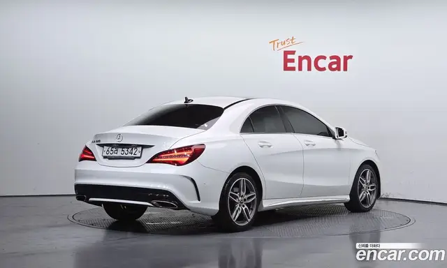 Mercedes-Benz CLA-Class 2018 2.0 автомат (гидро), миниатюра 2
