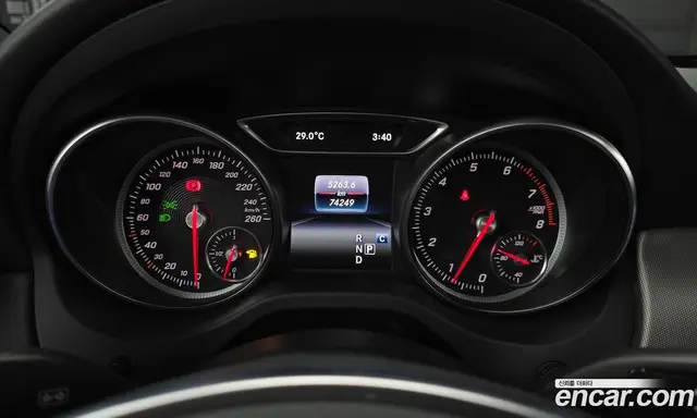 Mercedes-Benz CLA-Class 2018 2.0 автомат (гидро), миниатюра 11