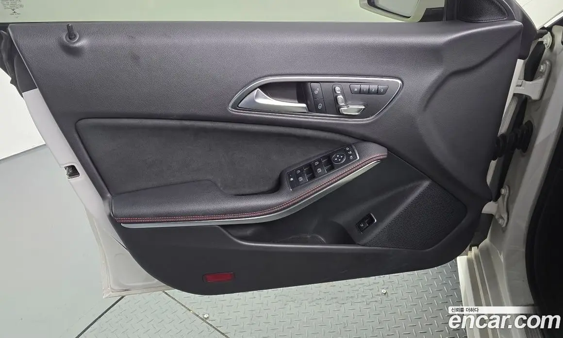Mercedes-Benz CLA-Class 2018 2.0 автомат (гидро), фото 14