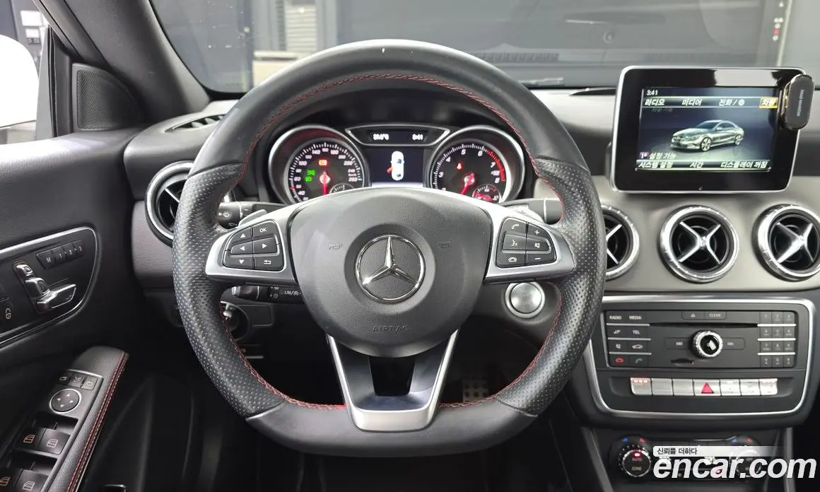Mercedes-Benz CLA-Class 2018 2.0 автомат (гидро), фото 18