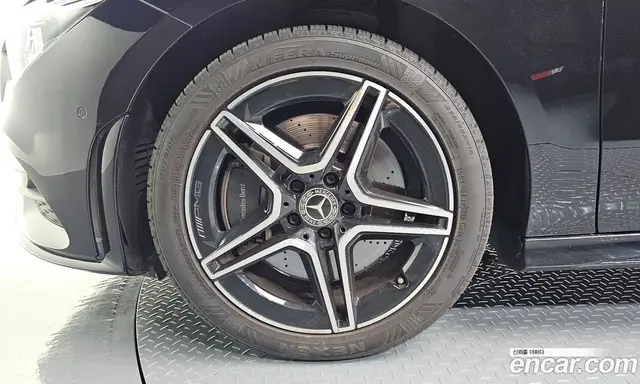Mercedes-Benz CLA-Class 2020 2.0 автомат (гидро), миниатюра 4 Mercedes-Benz CLA-Class 2020 2.0 автомат (гидро), миниатюра 4