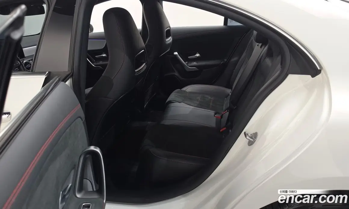 Mercedes-Benz CLA-Class 2021 2.0 автомат (гидро), фото 17
