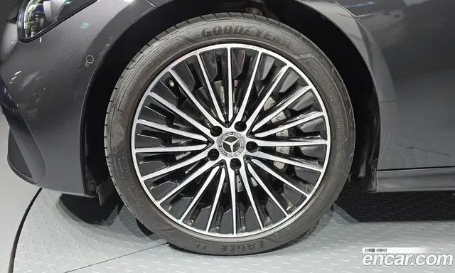 Mercedes-Benz CLE-Class 2024 2.0 автомат (гидро), миниатюра 5 Mercedes-Benz CLE-Class 2024 2.0 автомат (гидро), миниатюра 5