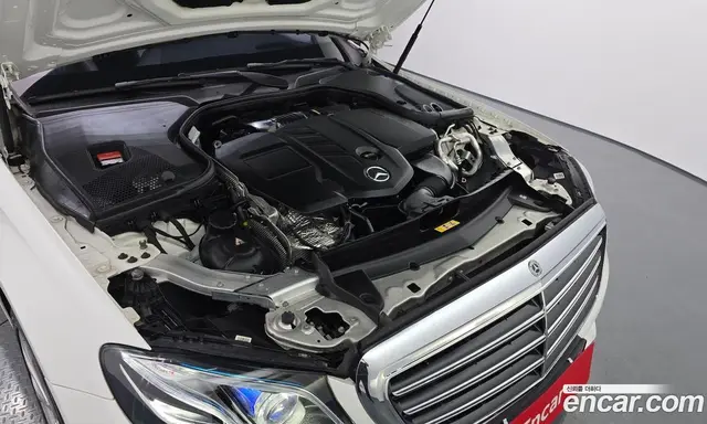 Mercedes-Benz E-Class 2018 1.9 автомат (гидро), миниатюра 6
