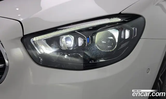 Mercedes-Benz E-Class 2021 2.0 автомат (гидро), миниатюра 8 Mercedes-Benz E-Class 2021 2.0 автомат (гидро), миниатюра 8