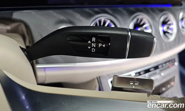 Mercedes-Benz E-Class 2023 3.0 автомат (гидро), миниатюра 11