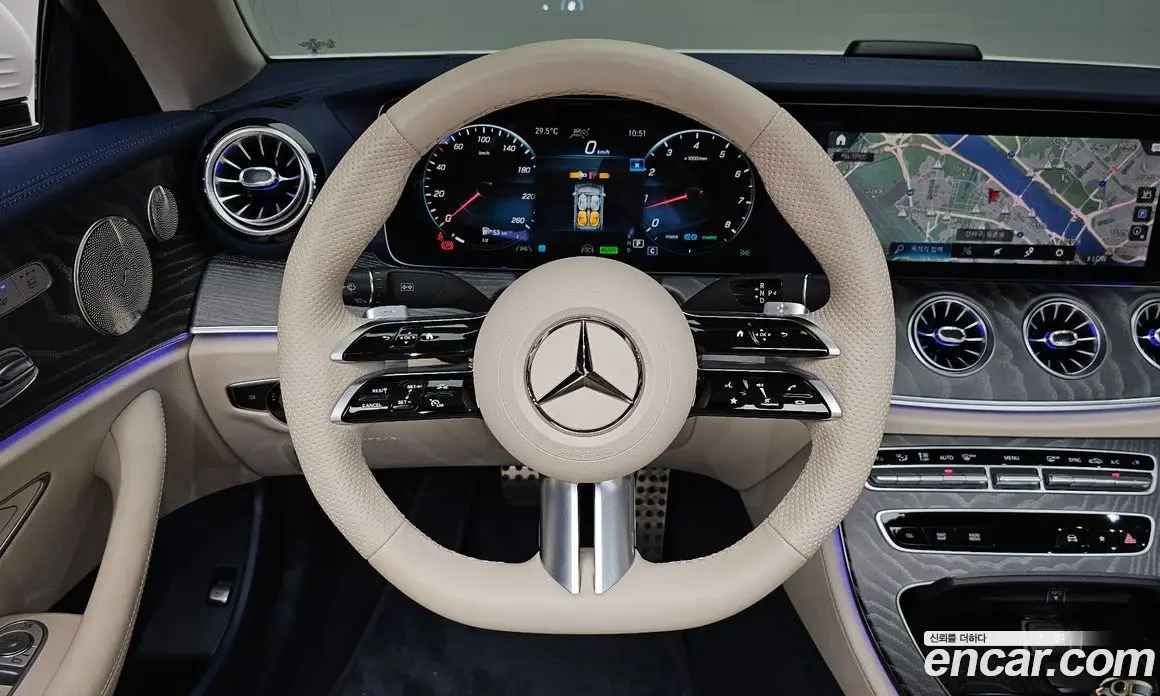 Mercedes-Benz E-Class 2023 3.0 автомат (гидро), фото 18