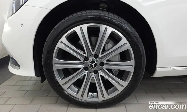 Mercedes-Benz E-Class 2023 2.0 автомат (гидро), миниатюра 5 Mercedes-Benz E-Class 2023 2.0 автомат (гидро), миниатюра 5