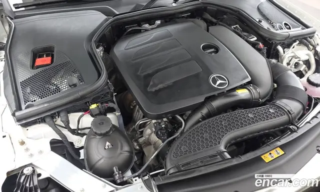 Mercedes-Benz E-Class 2023 2.0 автомат (гидро), миниатюра 6 Mercedes-Benz E-Class 2023 2.0 автомат (гидро), миниатюра 6