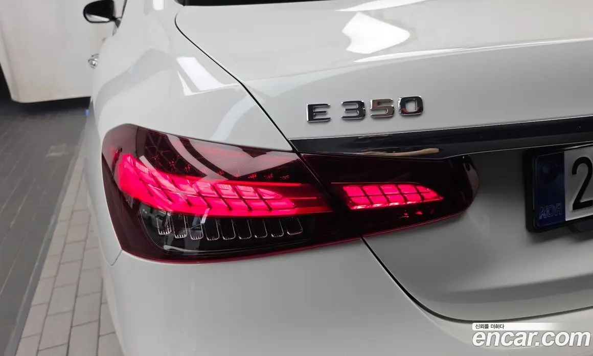 Mercedes-Benz E-Class 2023 2.0 автомат (гидро), фото 9 Mercedes-Benz E-Class 2023 2.0 автомат (гидро), фото 9