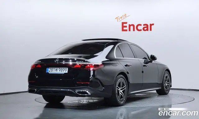 Mercedes-Benz E-Class 2025 2.0 автомат (гидро), миниатюра 2