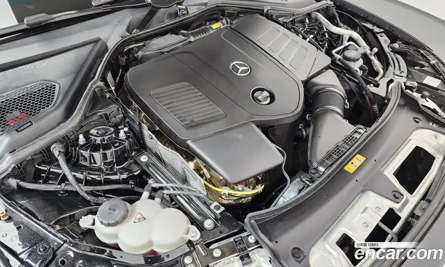 Mercedes-Benz E-Class 2025 2.0 автомат (гидро), миниатюра 6