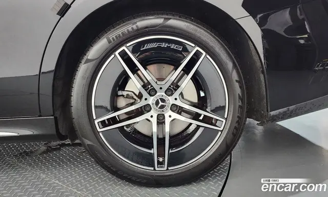 Mercedes-Benz E-Class 2025 2.0 автомат (гидро), миниатюра 7
