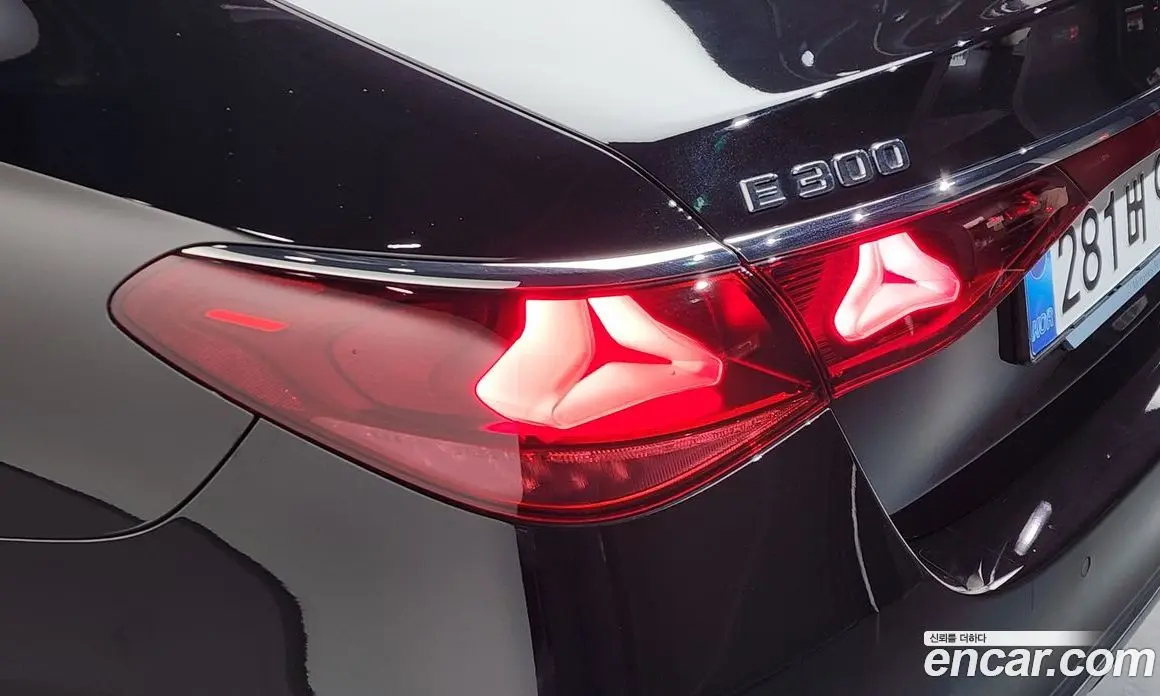 Mercedes-Benz E-Class 2025 2.0 автомат (гидро), фото 9