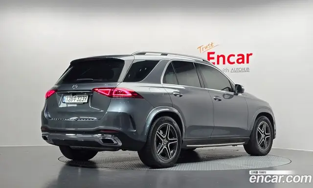 Mercedes-Benz GLE-Class 2021 3.0 автомат (гидро), миниатюра 2