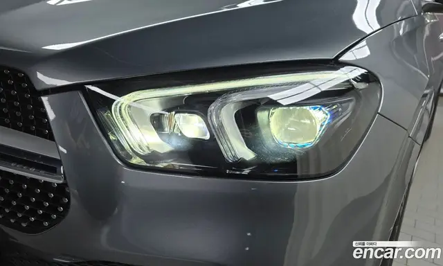 Mercedes-Benz GLE-Class 2021 3.0 автомат (гидро), миниатюра 8