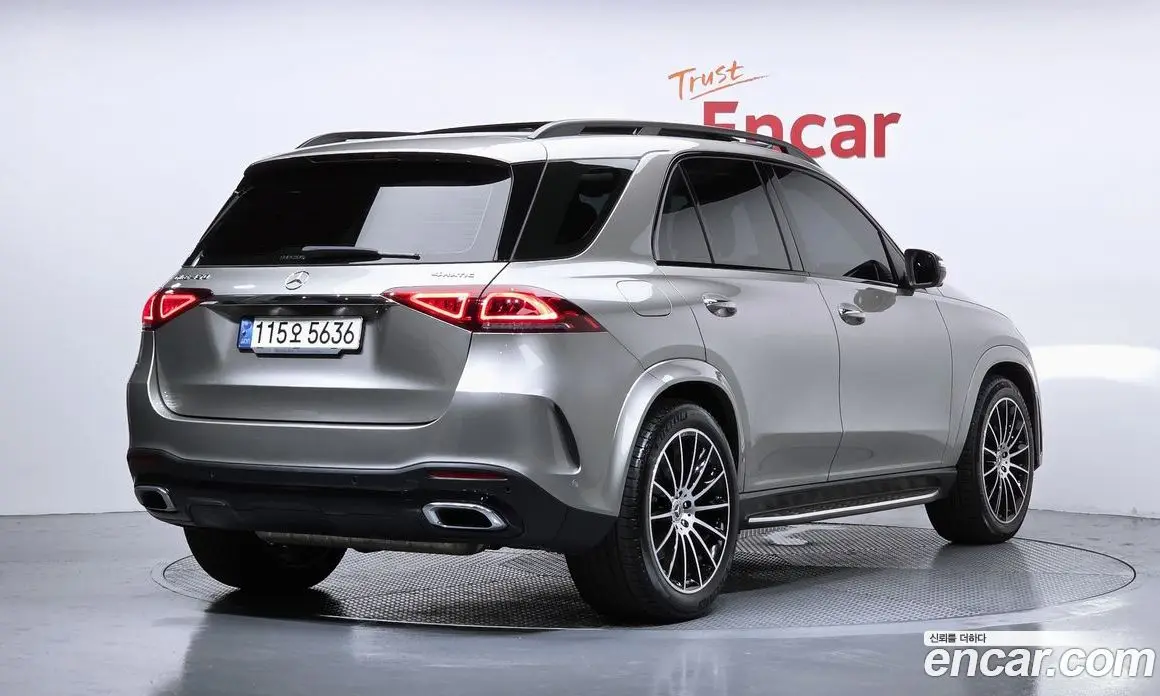 Mercedes-Benz GLE-Class 2022 3.0 автомат (гидро), фото 2 Mercedes-Benz GLE-Class 2022 3.0 автомат (гидро), фото 2