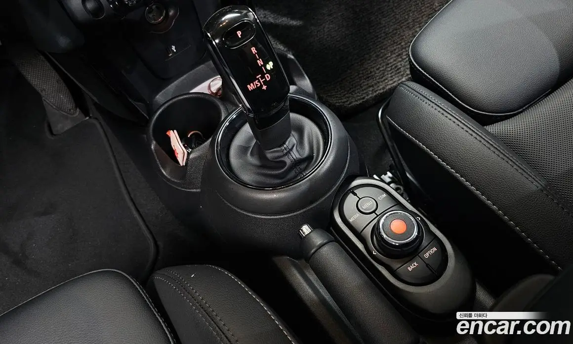 Mini Cooper 2021 1.5 автомат (гидро), фото 11