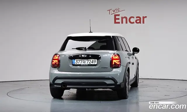 Mini Cooper 2021 1.5 автомат (гидро), миниатюра 3