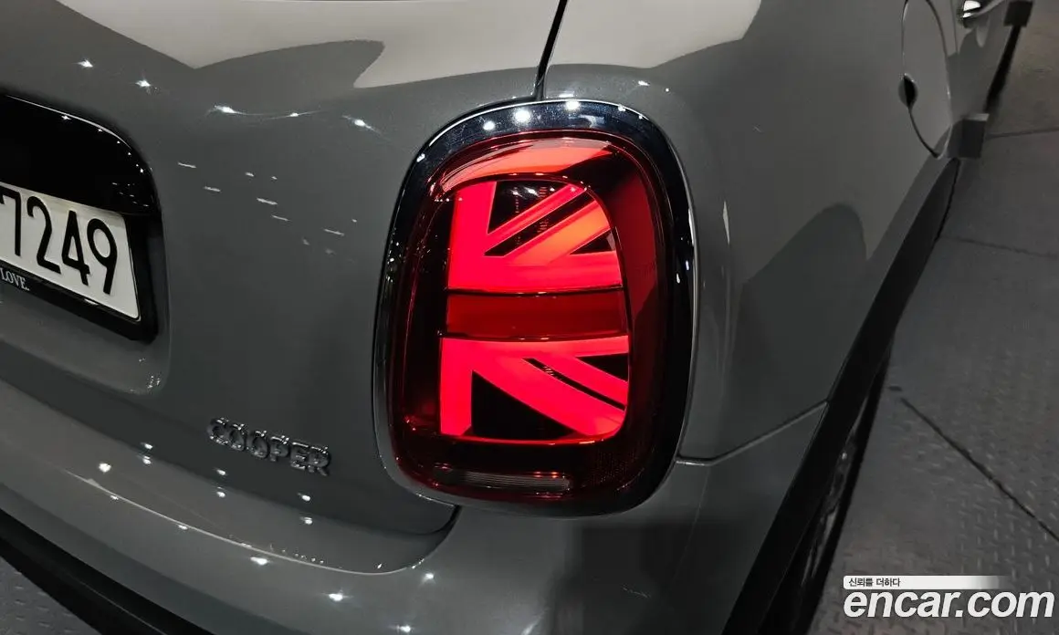 Mini Cooper 2021 1.5 автомат (гидро), фото 8