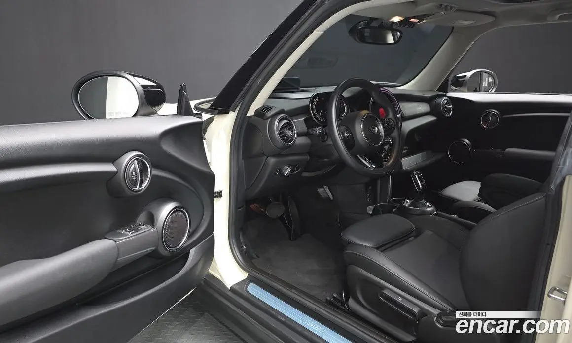 Mini Cooper 2021 1.5 автомат (гидро), фото 12