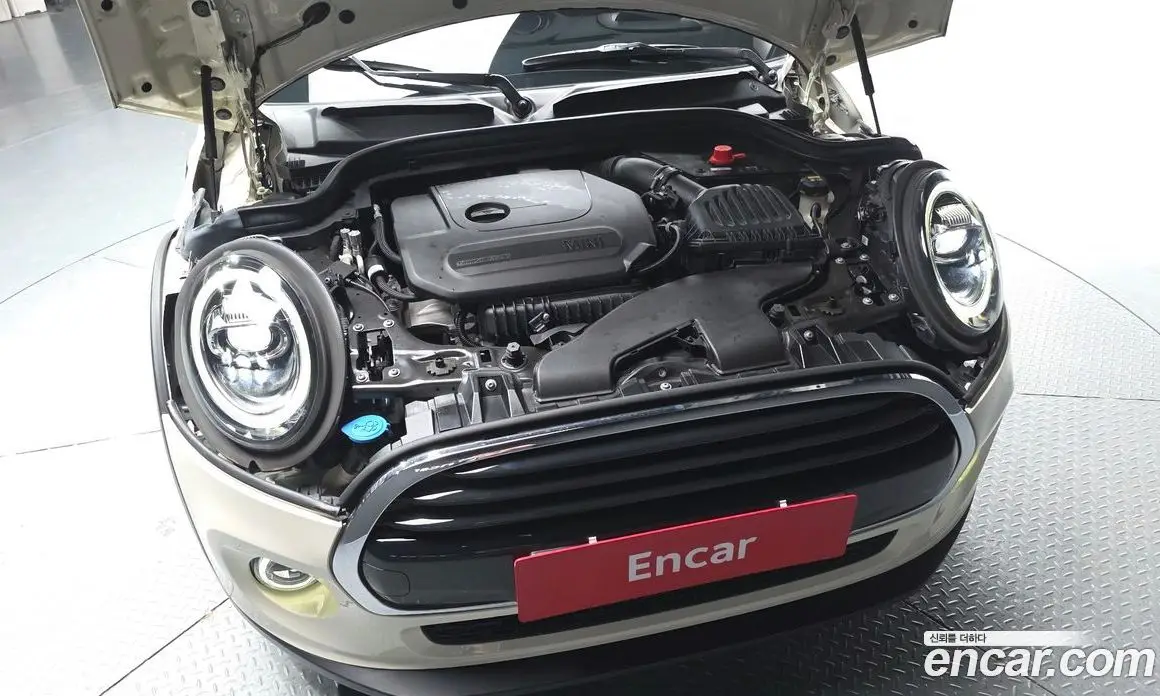 Mini Cooper 2021 1.5 автомат (гидро), фото 5