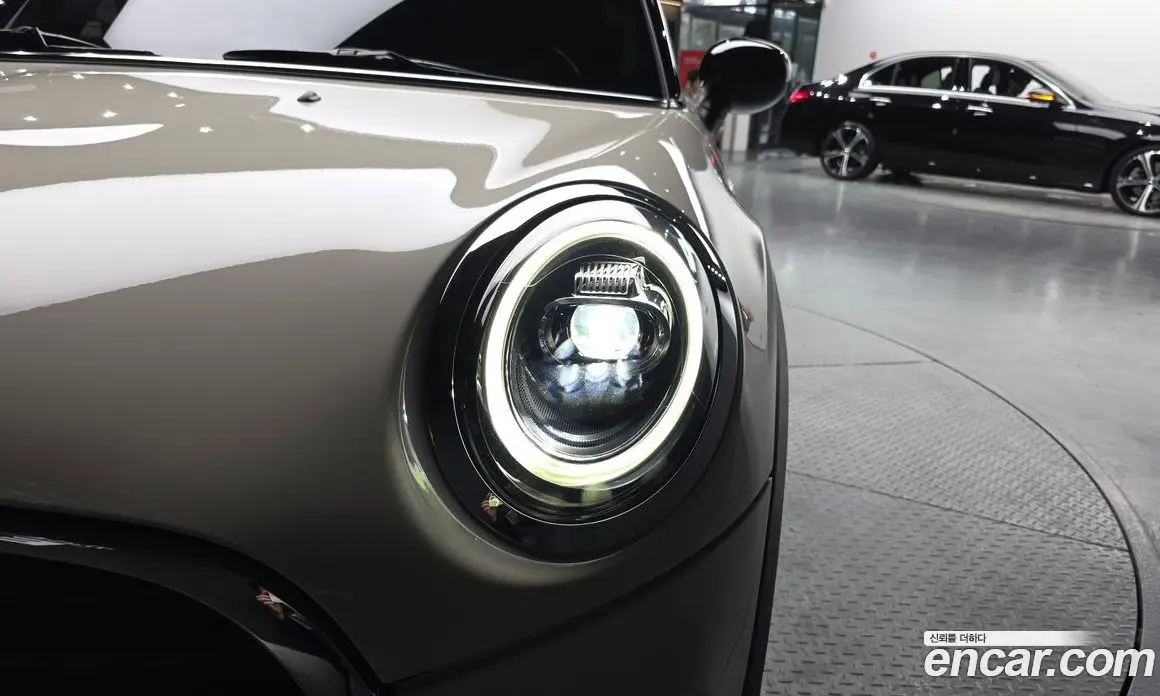 Mini Cooper 2021 1.5 автомат (гидро), фото 7