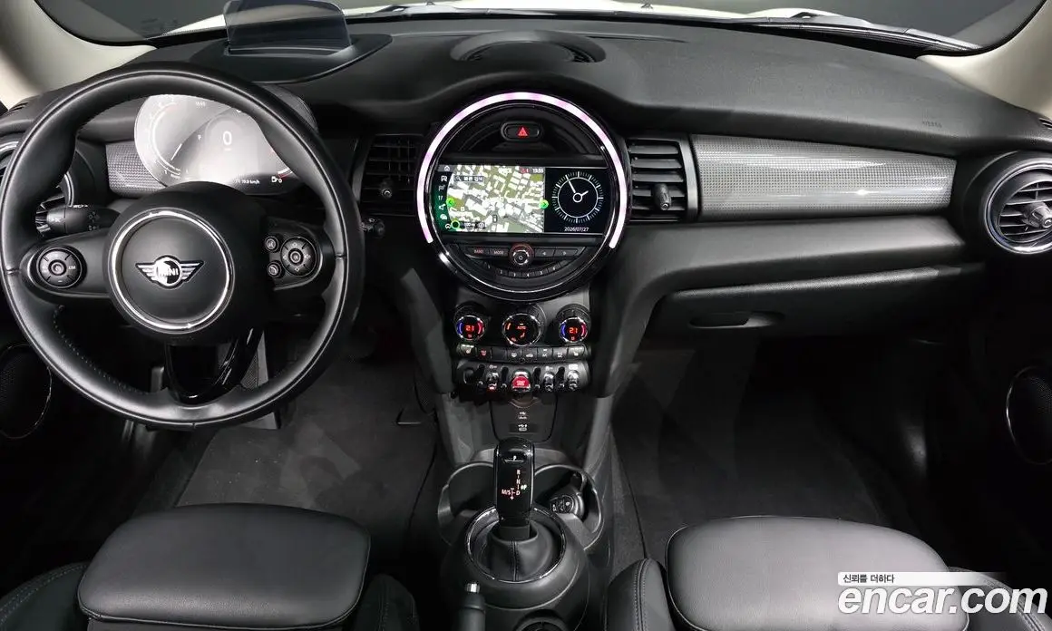 Mini Cooper 2021 1.5 автомат (гидро), фото 9