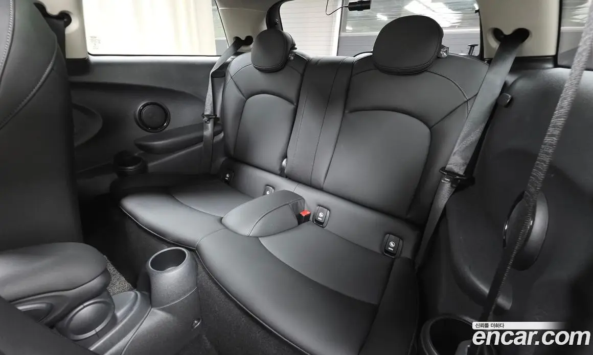 Mini Cooper 2021 2.0 автомат (гидро), фото 17