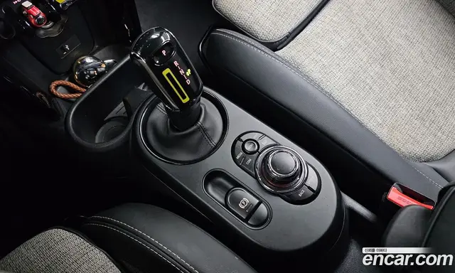 Mini Cooper 2022 автомат (гидро), миниатюра 12