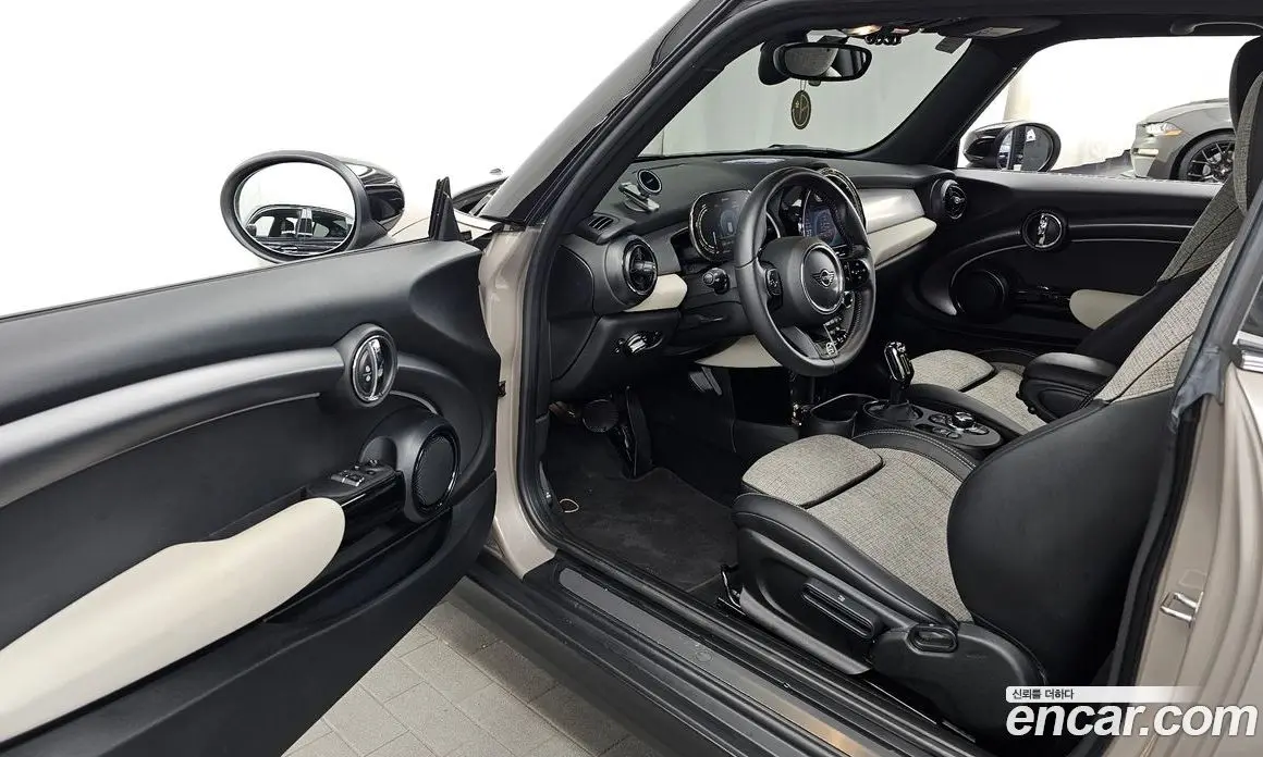 Mini Cooper 2022 автомат (гидро), фото 13