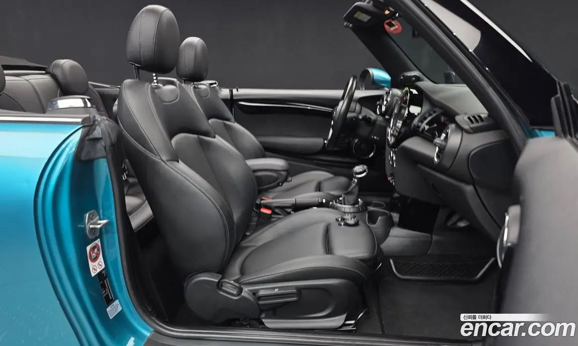 Mini Cooper Convertible 2016 1.5 автомат (гидро), фото 11 Mini Cooper Convertible 2016 1.5 автомат (гидро), фото 11