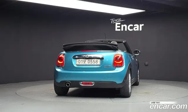 Mini Cooper Convertible 2016 1.5 автомат (гидро), миниатюра 4 Mini Cooper Convertible 2016 1.5 автомат (гидро), миниатюра 4