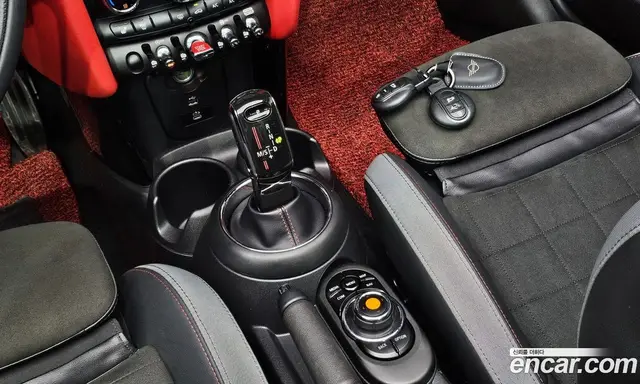 Mini Cooper Convertible 2020 2.0 автомат (гидро), миниатюра 9
