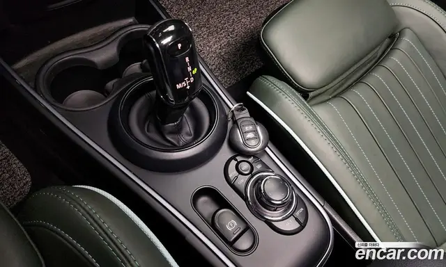Mini Countryman 2022 2.0 автомат (гидро), миниатюра 12