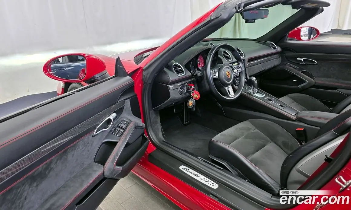 Porsche 718 2018 2.5 автомат (гидро), фото 13 Porsche 718 2018 2.5 автомат (гидро), фото 13